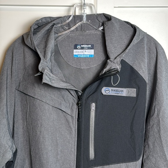 Magellan Technical windbreaker - Picture 3 of 11